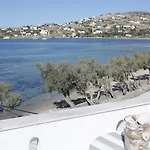 Ξενοδοχείο με διαμερίσματα Alexandra's Πάρος