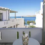 Ξενοδοχείο με διαμερίσματα Alexandra's Πάρος