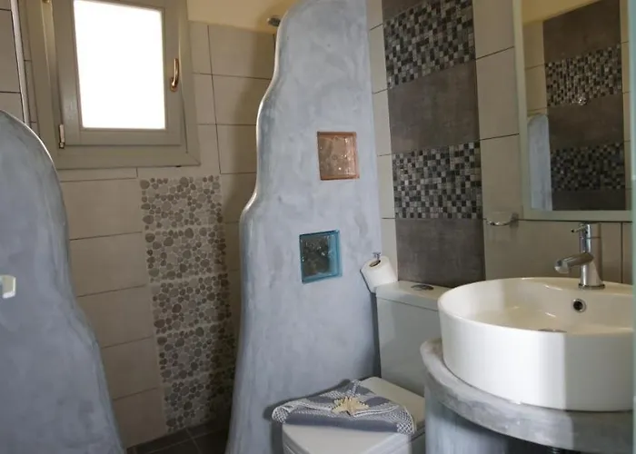 Alexandra's Apartmanhotel 4*