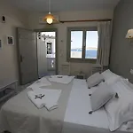 Alexandra's Páros