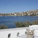Alexandra's 4*