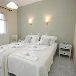 Ξενοδοχείο με διαμερίσματα Alexandra's 4*
