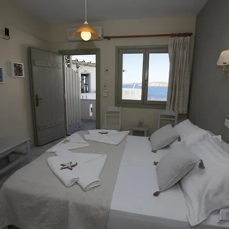 Alexandra's Aparthotel 2*